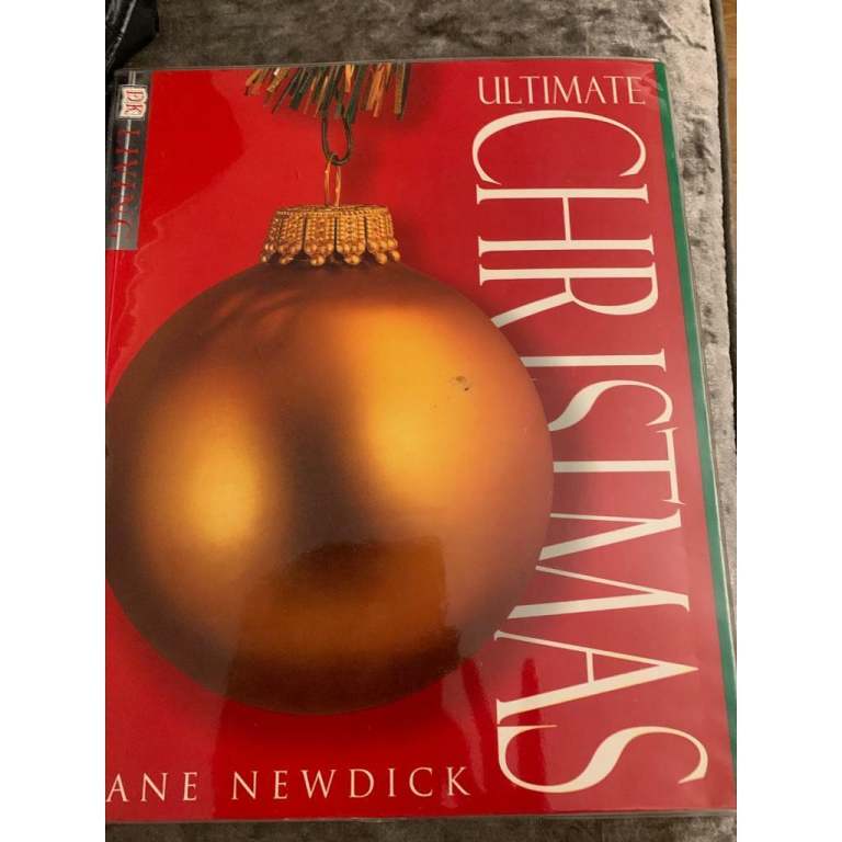 Christmas ideas book. Wreaths. Cakes. Garland etc 