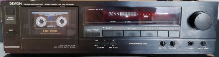 DENON STEREO CASSETTE TAPE DECK DR-M12HR