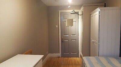 'STUDIO FLAT at  Lena Gardens W6, Hammersmith near tube.  Also easy walk to Shepherds Bush. Zone2