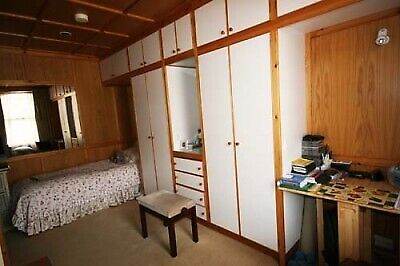 'Great Studio Flat Behind Kensington High Street tube W8 ZONE 1 location 