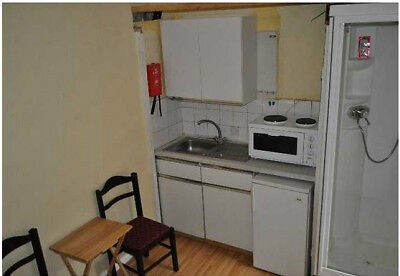 CUTE SINGLE STUDIO-BARONS COURT