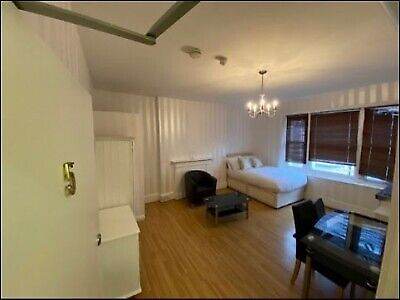 'JUST REDUCED IN SLACK MARKET CONDITIONS. DON'T MISS THIS CHANCE OF LOW RENT. KENSINGTON