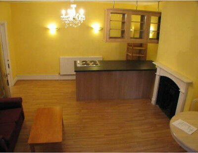 SMART DOUBLE STUDIO WITH SEPERATE BEDROOM- HAMMERSMITH