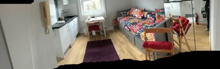 'SELF CONTAINED STUDIO IN MAIDA VALE W9 ) no sharing