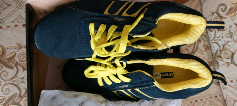 Black Rock Hudson trainer UK9