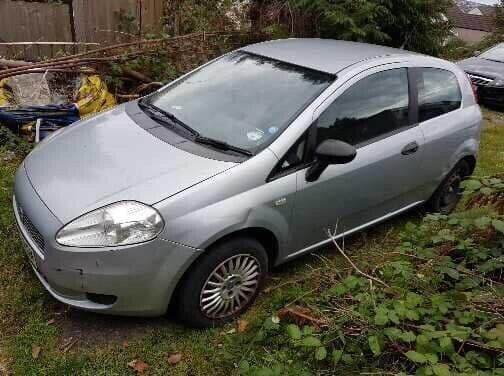 Breaking fiat punto 1.2 petrol 