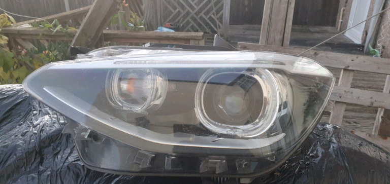 BMW 1 SERIES - F20/ F21 - XENON HEADLIGHT - PASSENGER - COMPLETE