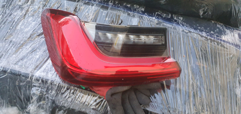 BMW 3 SERIES - G20 - REAR BRAKE LIGHT/ TAIL LIGHT - PASSENGER SIDE