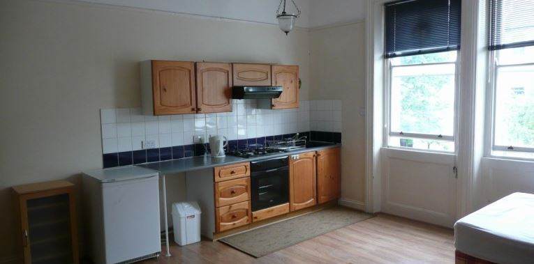  SMART ONE BEDROOM FLAT - NOTTING HILL GATE