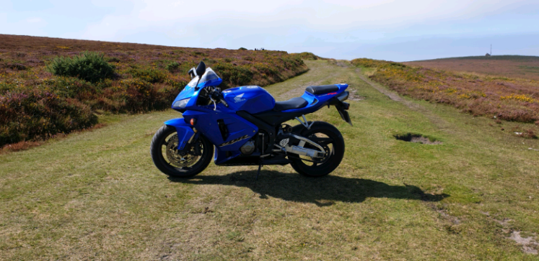 2005 Honda CBR600RR 600RR Mid Super sport *CANDY BLUE *LOW MILEAGE 