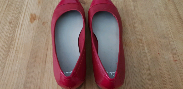 Clarks ladies red pumps size 5 