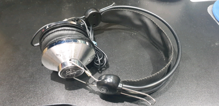 Angle & Curve Designer Headphones 