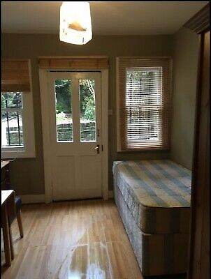 'STUDIO FLAT WITH GARDEN at Holland Road W14, near Holland Park. Kensington Olympia/Shepherd Bush tu