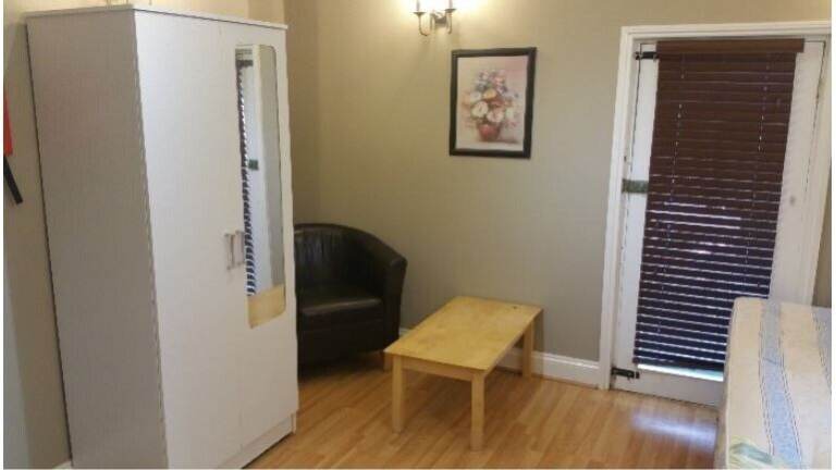'GARDEN DOUBLE STUDIO AT SISTOVA ROAD, BALHAM SW12