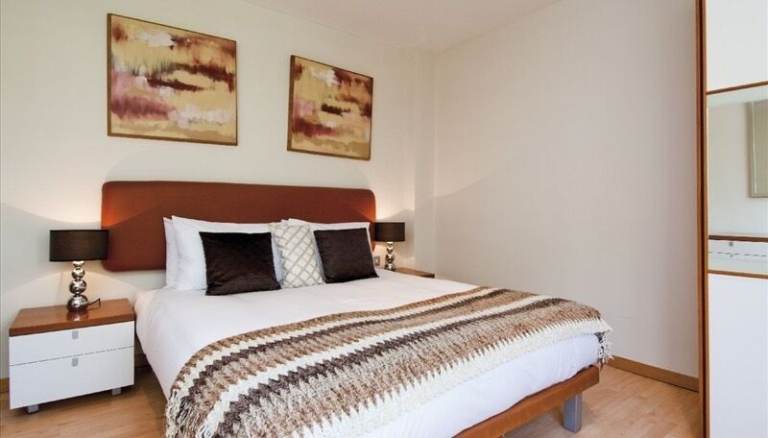 Short Term Let SW7 Fully furnished Studio apartments. South Kensington 