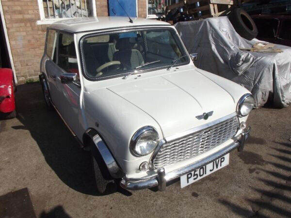 CLASSIC MINI NEW AND USED PARTS THOUSANDS AVAILABLE