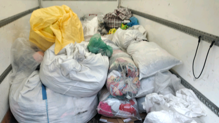 Cash for clothes Swansea and Collection service 