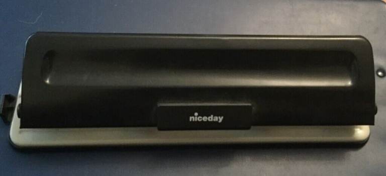  Metal 4 Hole Paper Punch