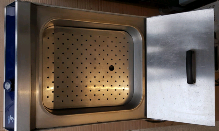 Falcon Kestral chip scuttle 