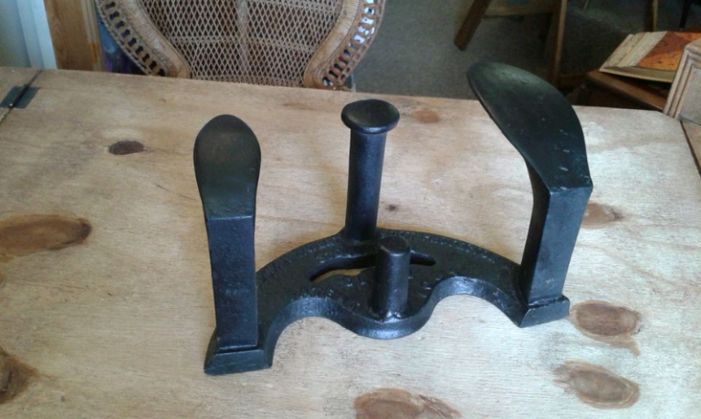 Vintage large shoe last. Patent 1084