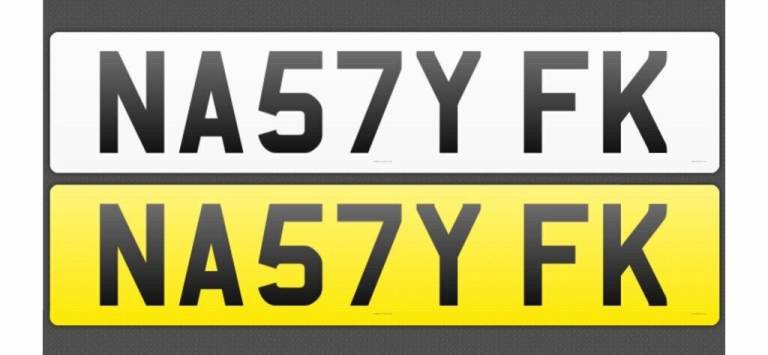 Private plate on retention (NA57Y FK)