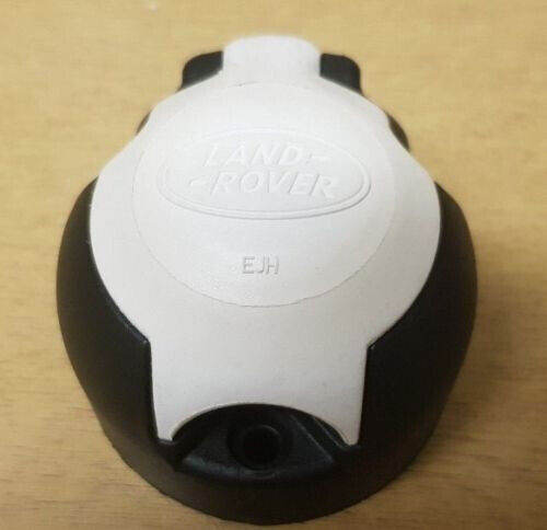 NEW GENUINE LAND ROVER LOGOED TOWING SOCKET STC4286