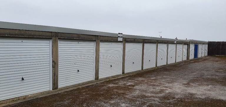 Garage/Parking/Storage: Beech Hill Road, Tidworth Hampshire, SP9 7NB - GATED & FENCED SITE