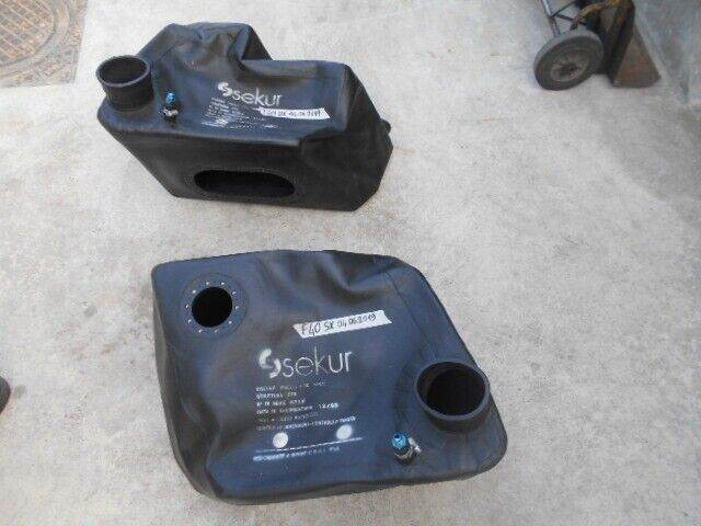 Left and right fuel tank Ferrari F40