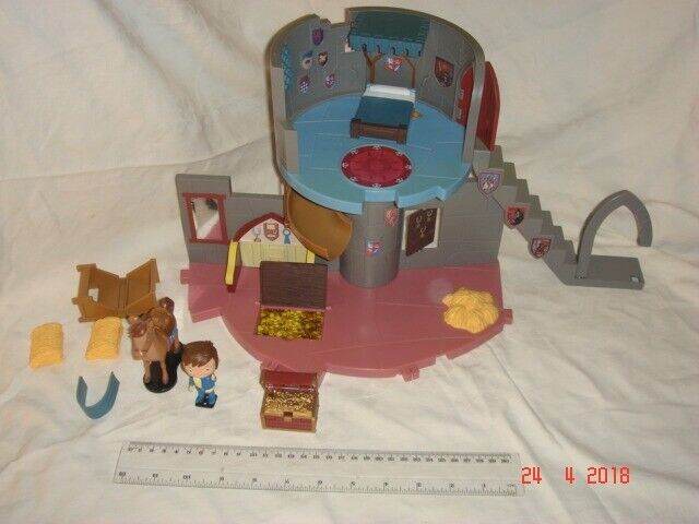 Mike The Knight Glendragon Castle playset Toy with figures and accessories - sorry no offers l11