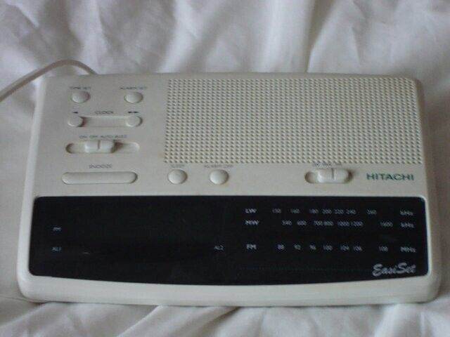 Very good like new clock radio
