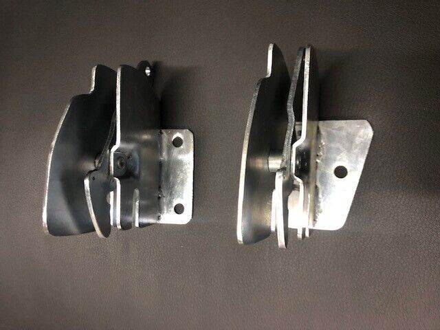 Rear hood locks for Lamborghini Miura