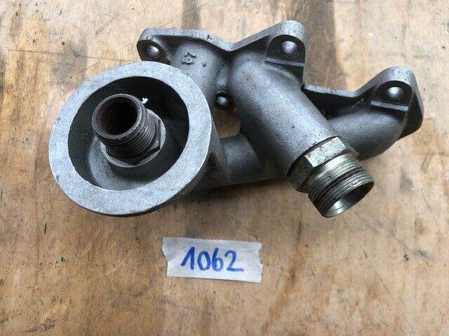 Oil filter support for Ferrari Testarossa