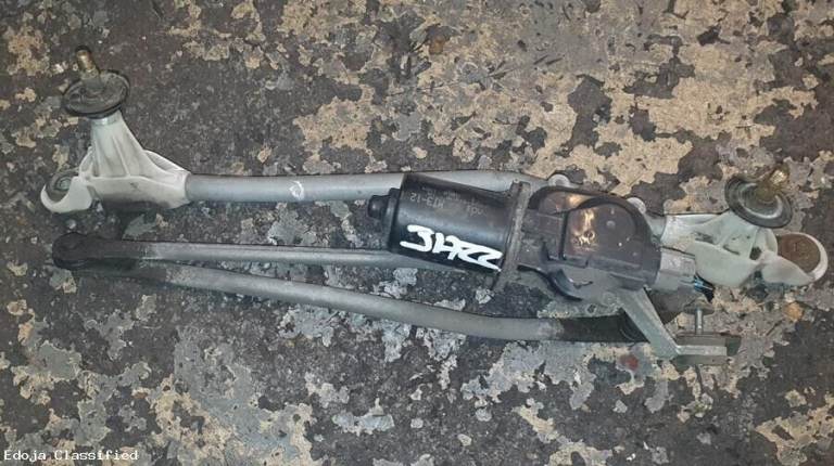 Honda Jazz Wiper Motor And Linkage 2003