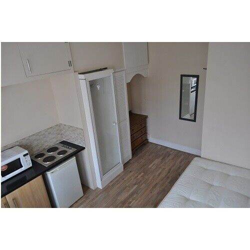 Double Semi-Studio To Rent Matheson Road, West Kensington/Barons Court W14 8SN