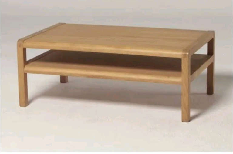 Habitat Radius Solid Oak Coffee Table TV unit with one shelf, Pristine