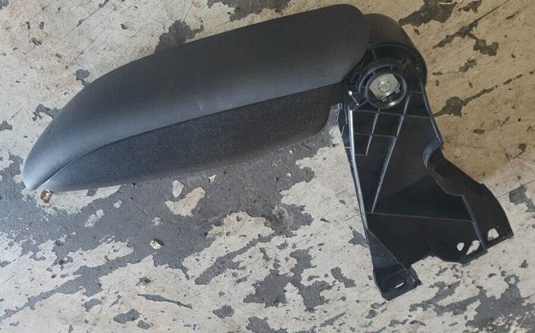 Citroen C4 Cactus Centre Hand Rest Console 2015