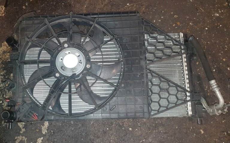 Seat Ibiza 1.4 TSFI Radiator 2011