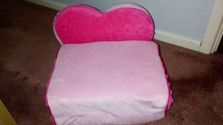 Build a bear chair bed for toys