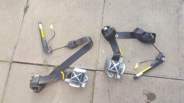 FIAT 500 ABARTH SEATBELT TENSIONERS