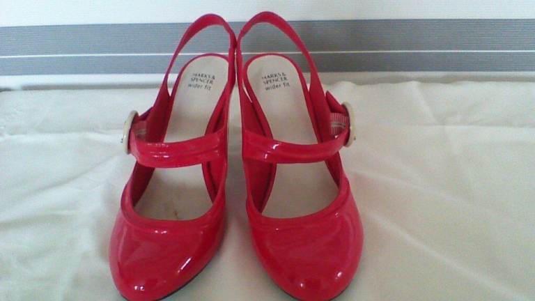 LADIES SHOES