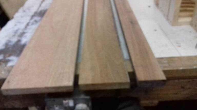 MAHOGANY RECLAIMED TIMBER.