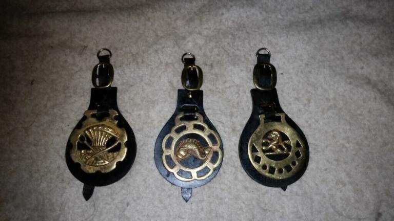 Vintage three single disc horse brasses