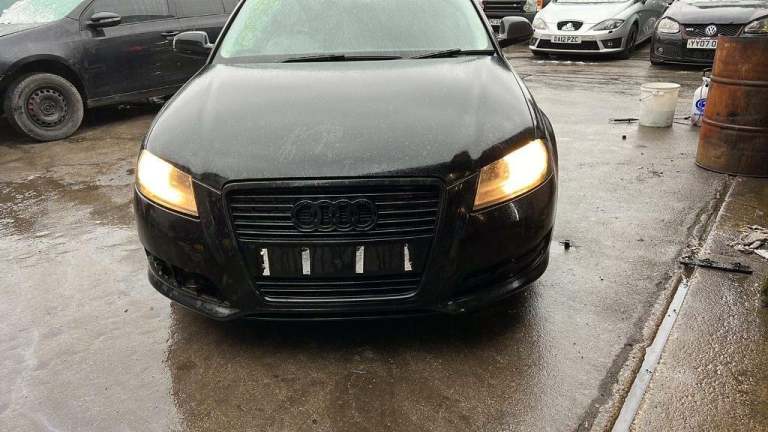 Audi A3 8P front end complete 