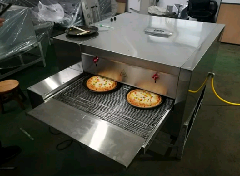 New 32" belt Gas Pizza Oven + stand