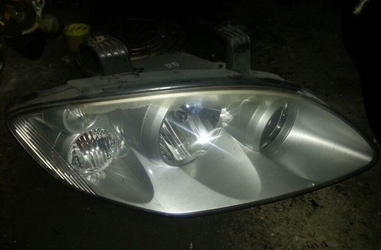 Ssangyong Rodius Right Side Headlight 2007