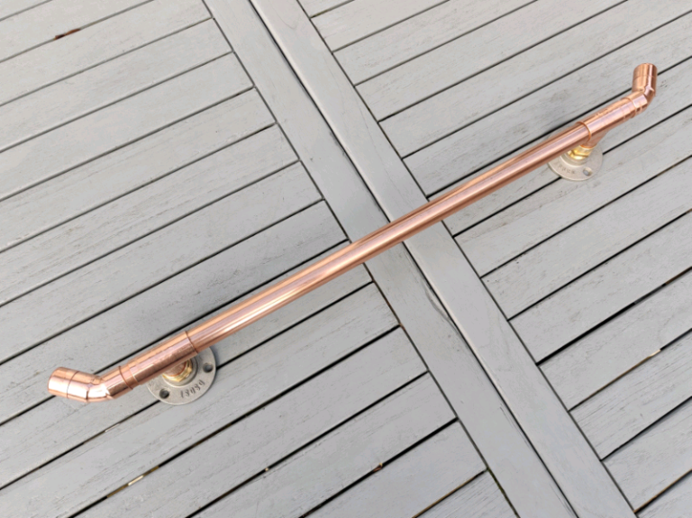 Industrial Copper Pipe Towel Rail, with Tapered Ends