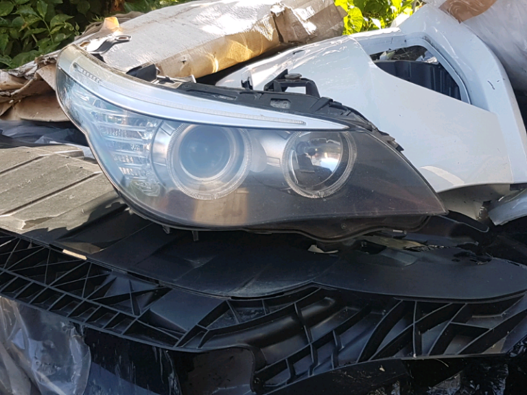 image for BMW 5 SERIES - E60/ E61 - HEADLIGHT - DRIVER SIDE