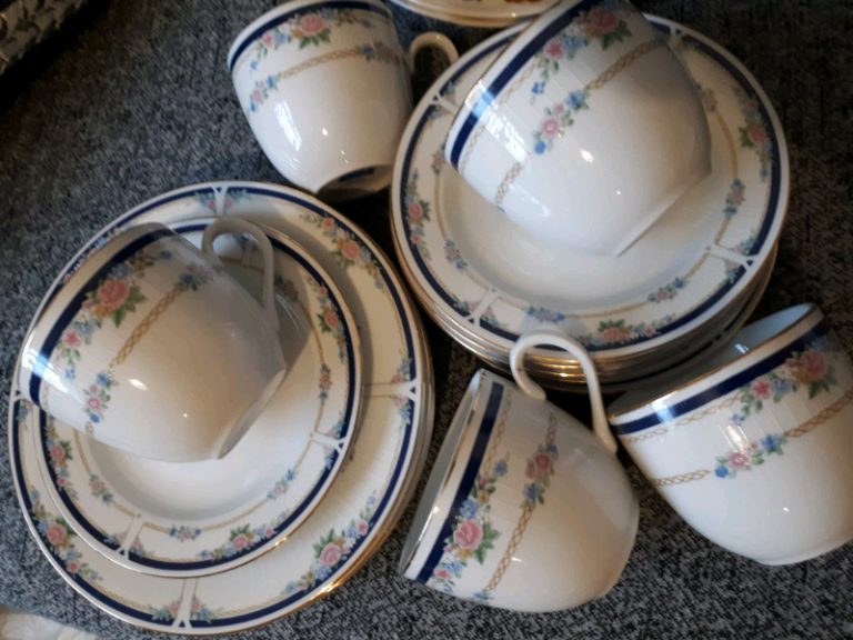 Vintage Plates and Cups Set