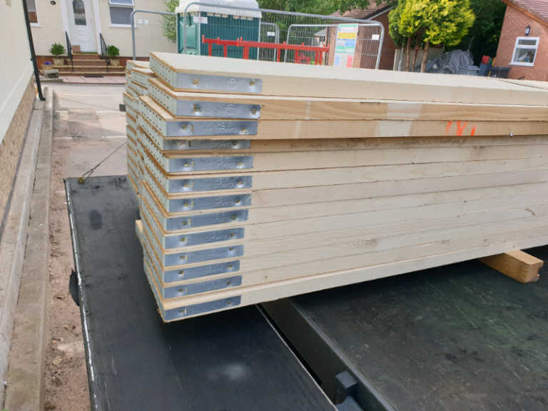 NEW SCAFFOLD BOARDS  13FT / 3.9 METRES LONG AVAILABLE 