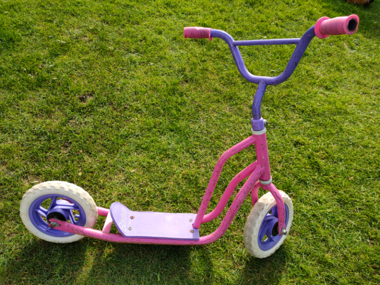 Girls barbie all terrain scooter 3-7yrs